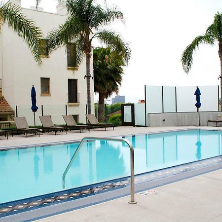 Resort Style Apartments Near Ucla Лос-Анджелес Экстерьер фото